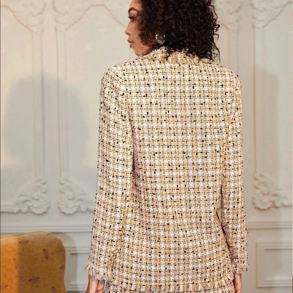 ZARA TWEED JACKET - Picture 2 of 2